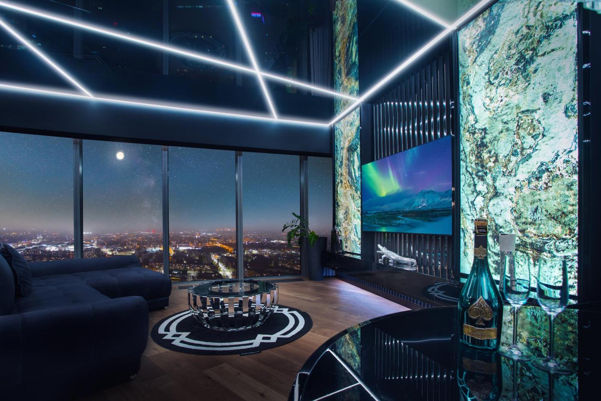 30Th+ Floor Apartments In Sky Tower Wroclaw Exterior photo
