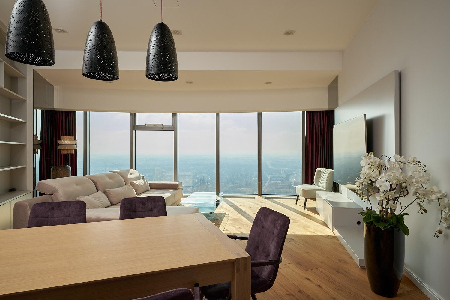 30Th+ Floor Apartments In Sky Tower Wroclaw Exterior photo